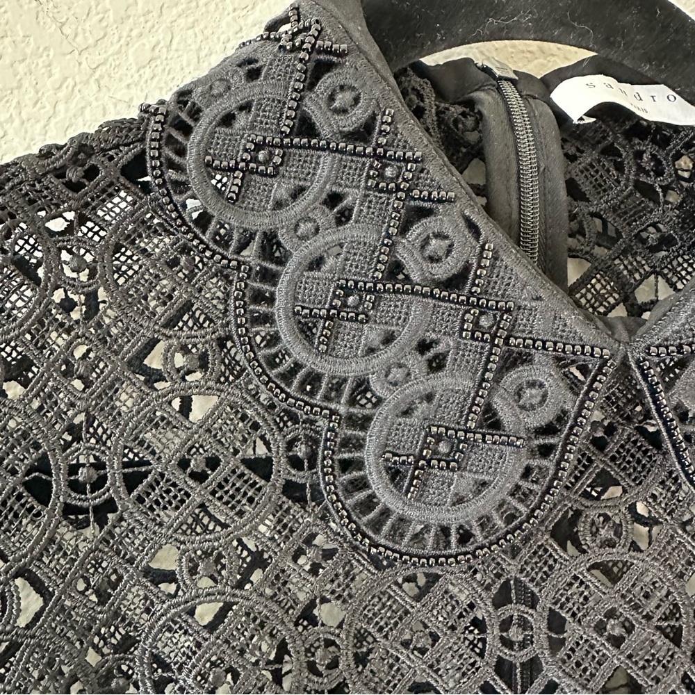 Sandro Iberia Embellished Lace Inset
Dress In Deep Navy SZ EU 36, US 4, S - Picture 5 of 11